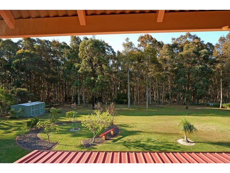 37 Tartarian Crescent, Bomaderry NSW 2541
