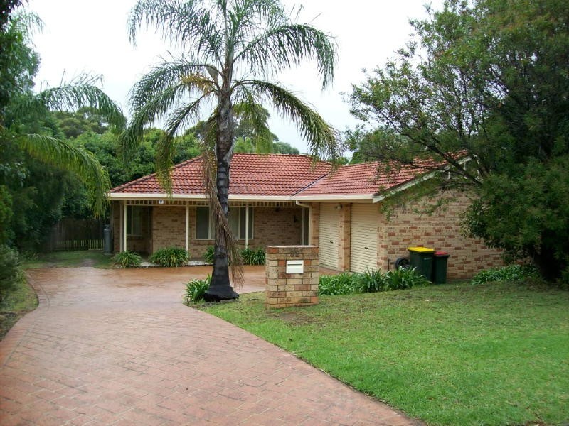 32 Jasmine Drive, Bomaderry NSW 2541