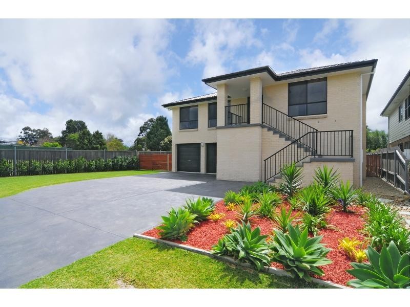 55 Lyrebird Drive, Nowra NSW 2541