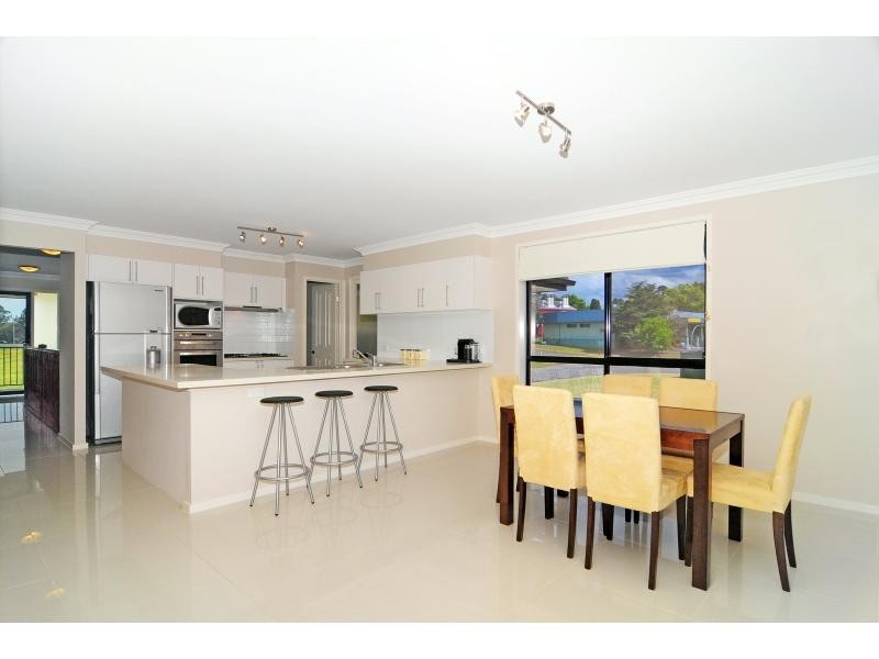 55 Lyrebird Drive, Nowra NSW 2541