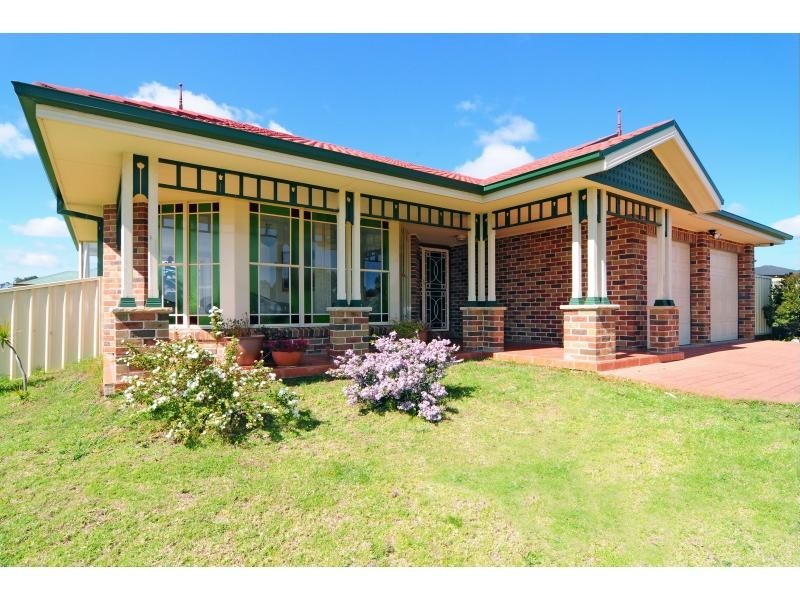 31 Kardella Avenue, Nowra NSW 2541