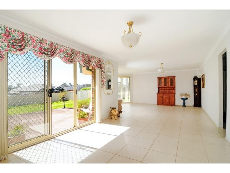 31 Kardella Avenue, Nowra NSW 2541