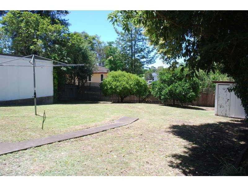 9 Bourne Avenue, Nowra NSW 2541