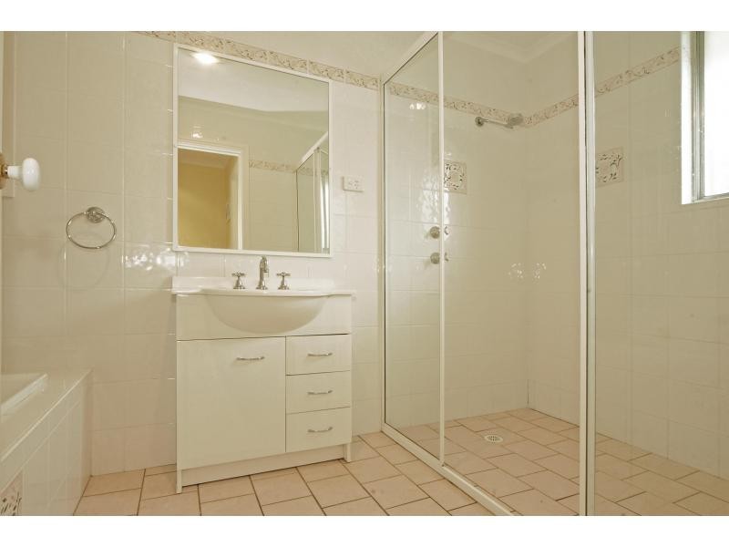 5 Keft Avenue, Nowra NSW 2541