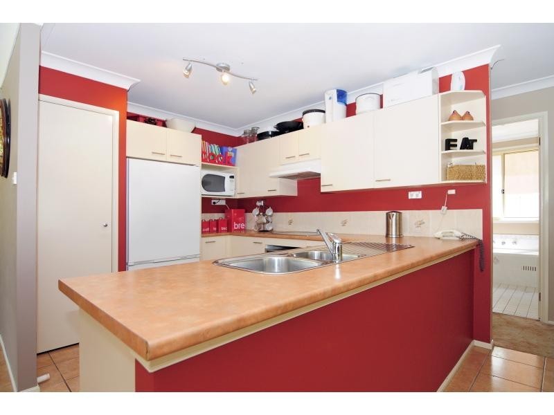 53 Robinia Way, Worrigee NSW 2540