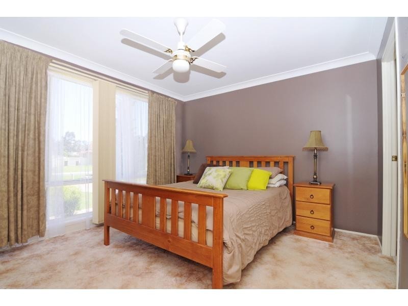 53 Robinia Way, Worrigee NSW 2540