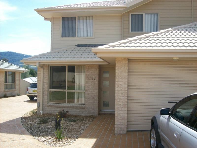 12/8 Meroo Road, Bomaderry NSW 2541