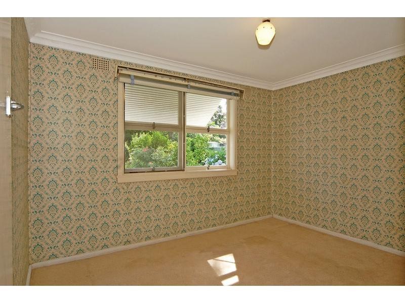 8 Hewlett Avenue, North Nowra NSW 2541