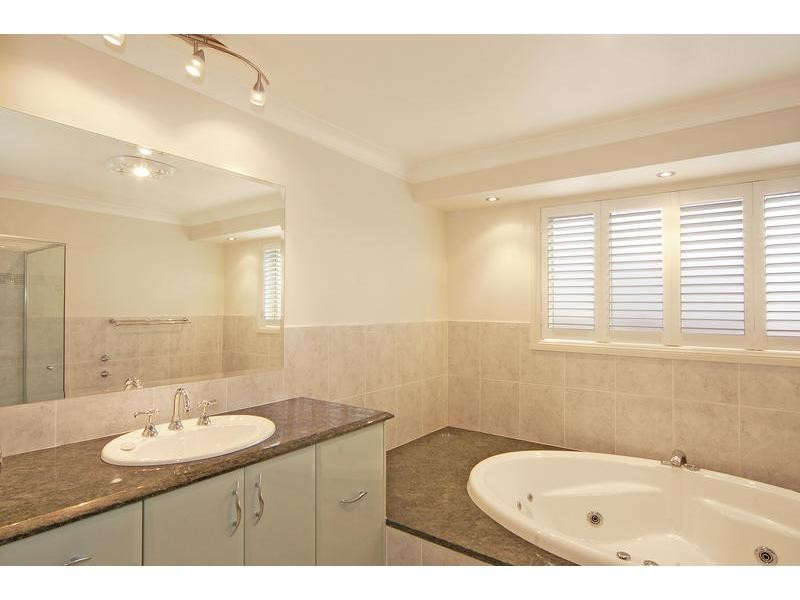 35 The Garden Walk, Worrigee NSW 2540