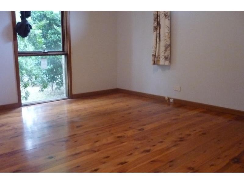 120 Moss Street, Nowra NSW 2541