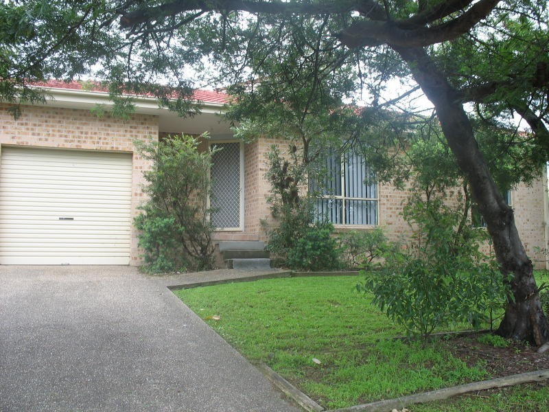 1/3 Harbour Boulevard, Bomaderry NSW 2541