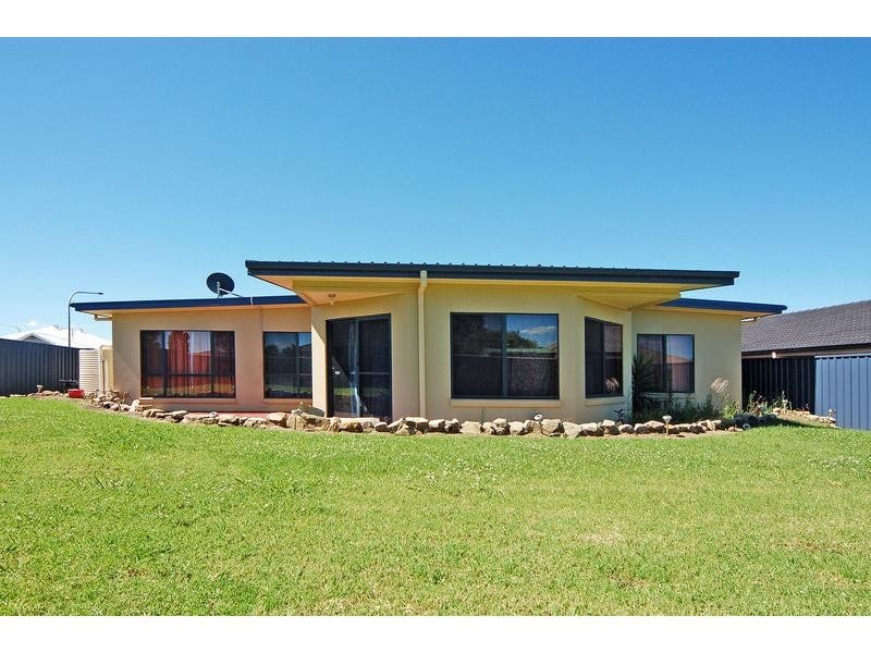 17 Almondbark Road, Worrigee NSW 2540