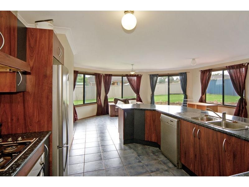 17 Almondbark Road, Worrigee NSW 2540