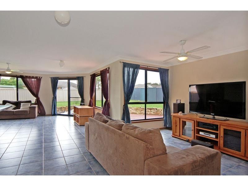 17 Almondbark Road, Worrigee NSW 2540