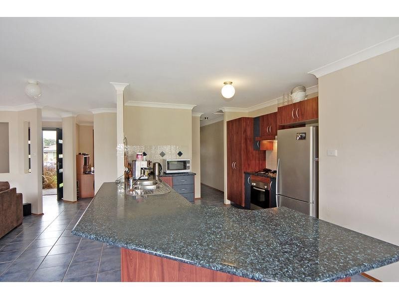 17 Almondbark Road, Worrigee NSW 2540