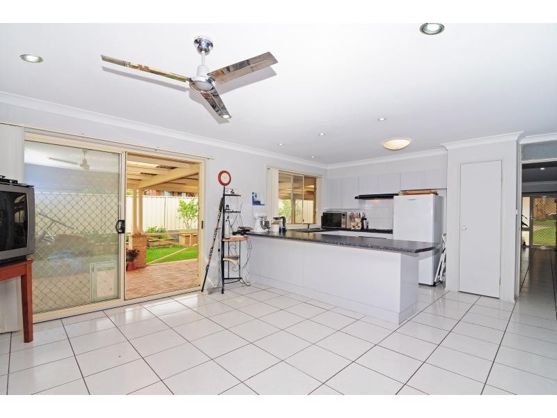 2 Olympic Drive, West Nowra NSW 2541
