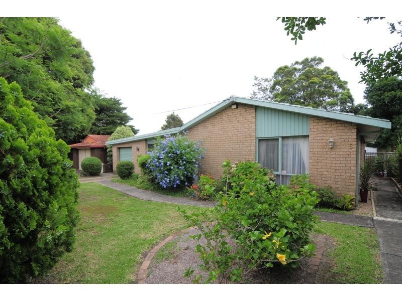 9 Greenwell Point Road, Nowra NSW 2541