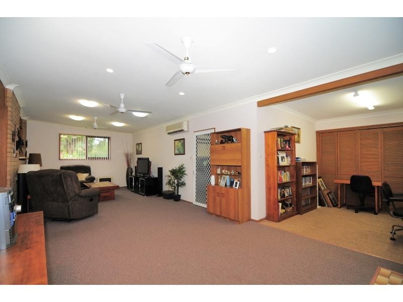 9 Greenwell Point Road, Nowra NSW 2541