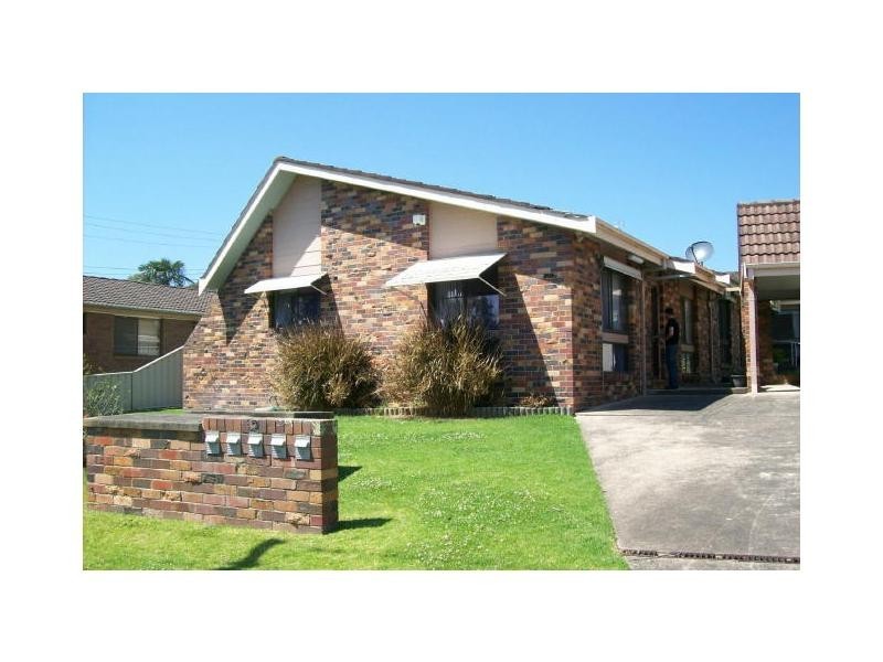 2/2 Campbell Place, Nowra NSW 2541