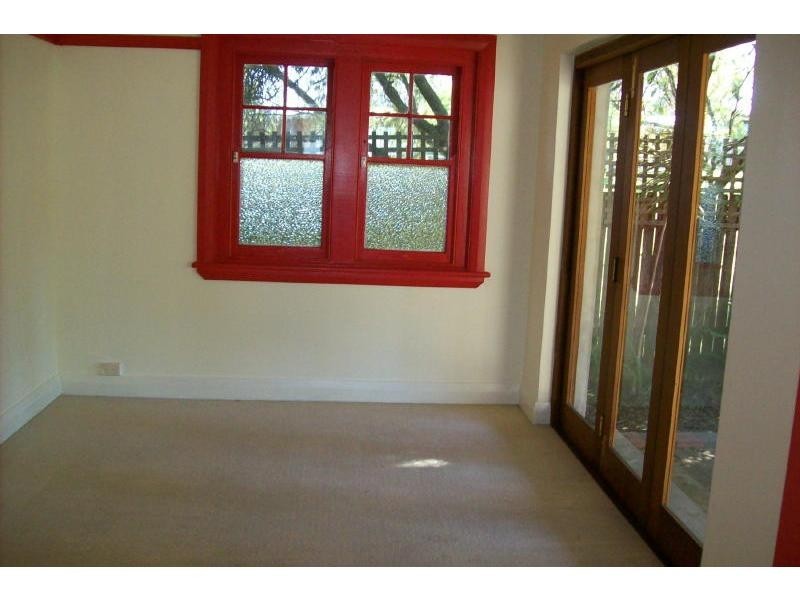 9 Coomea Street, Bomaderry NSW 2541