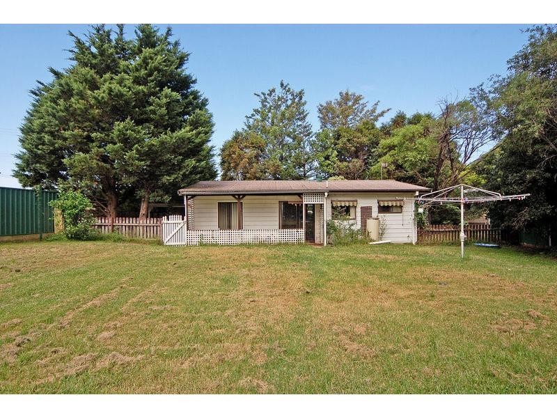 77 Meroo Road, Bomaderry NSW 2541