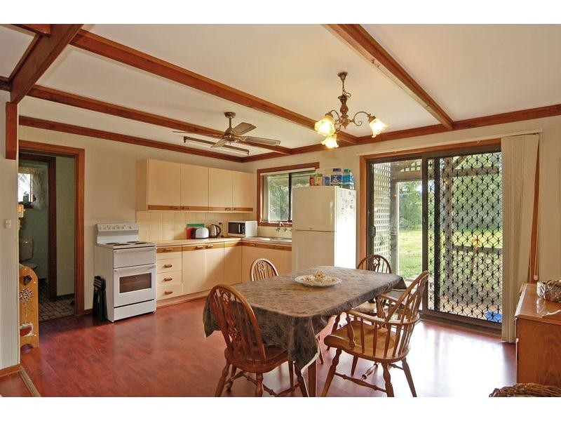 77 Meroo Road, Bomaderry NSW 2541