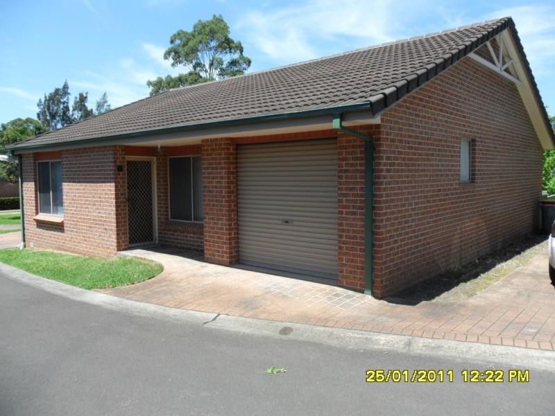 1/60 Brinawarr Street, Bomaderry NSW 2541