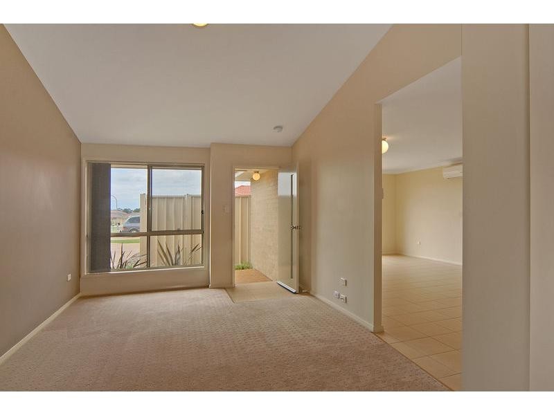 11 Neptune Place, Worrigee NSW 2540