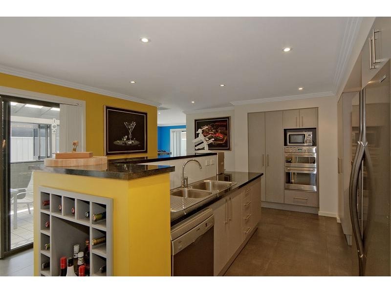 20 Mintbush Crescent, Worrigee NSW 2540
