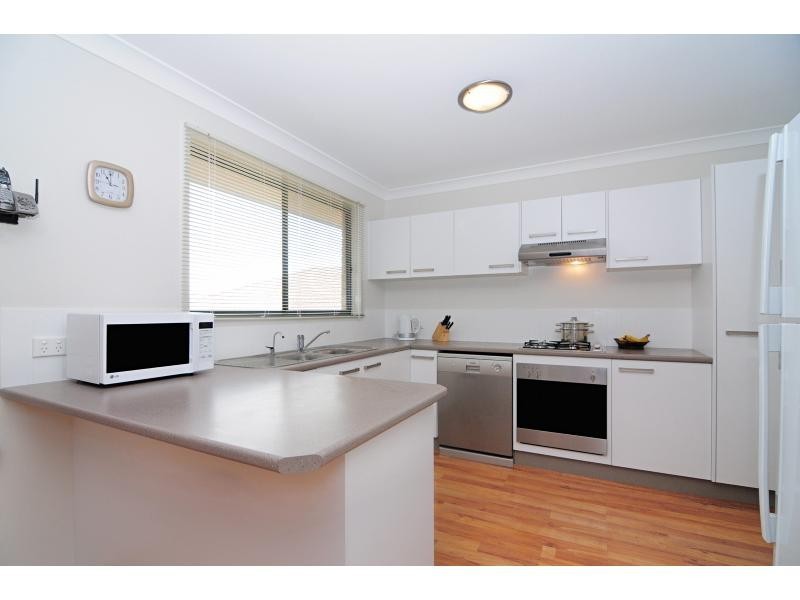 24 Warrigal Street, Nowra NSW 2541