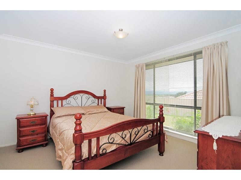 24 Warrigal Street, Nowra NSW 2541