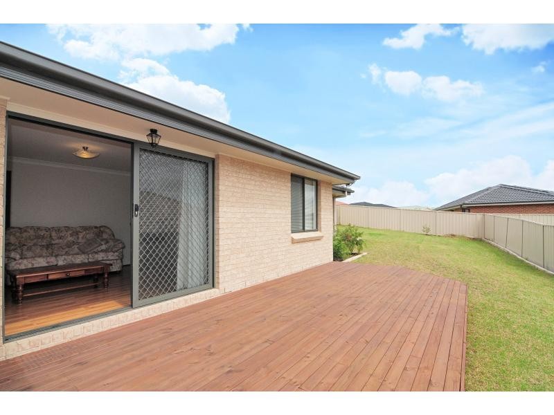 24 Warrigal Street, Nowra NSW 2541