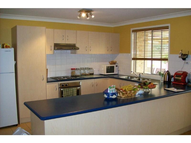 1 Robinia Way, Worrigee NSW 2540