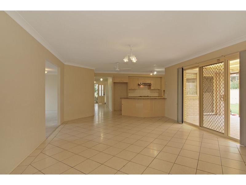 33 Golden Grove, Worrigee NSW 2540