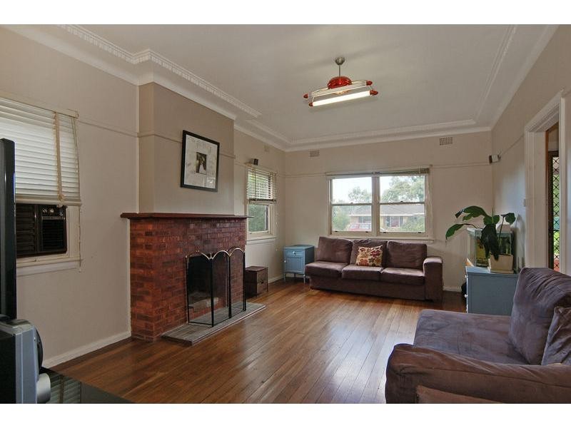 98 Jervis Street, Nowra NSW 2541