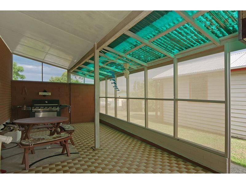 98 Jervis Street, Nowra NSW 2541