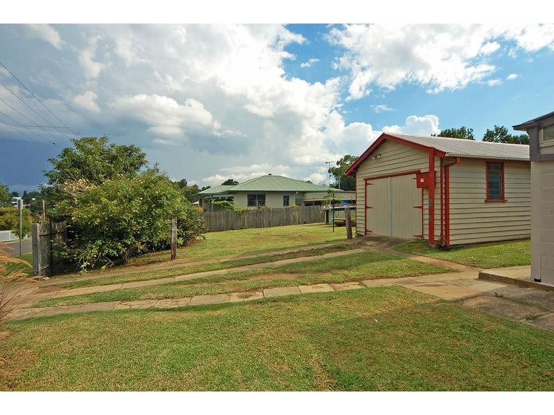 98 Jervis Street, Nowra NSW 2541