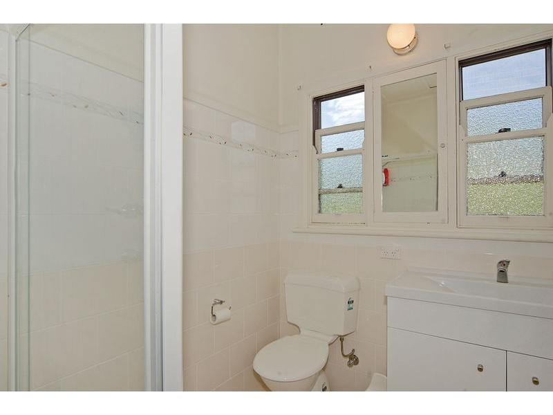 98 Jervis Street, Nowra NSW 2541