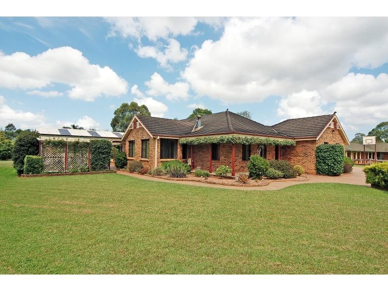 20 Elvin Drive, Bomaderry NSW 2541