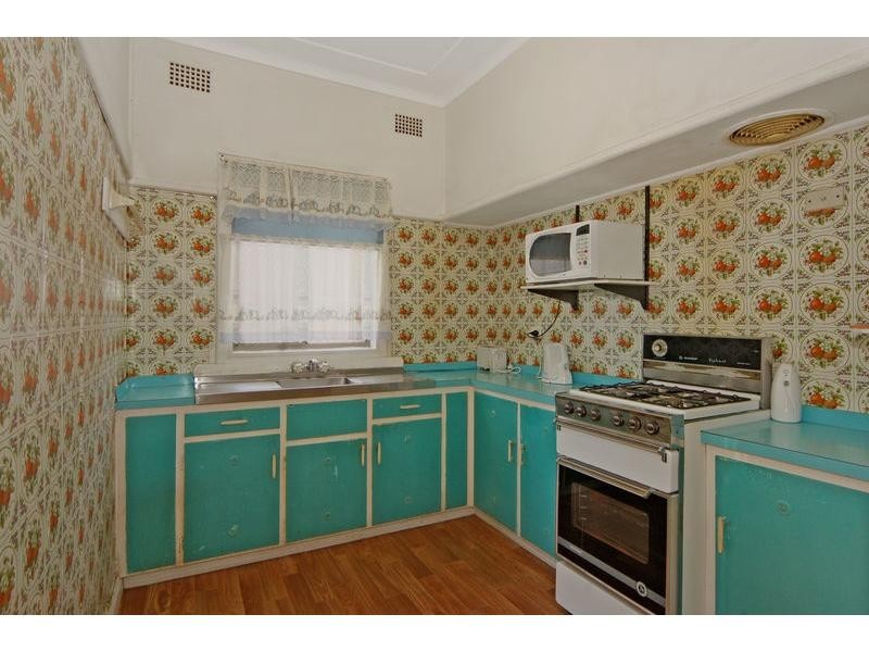 63 St Anns Street, Nowra NSW 2541