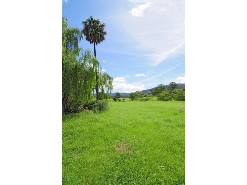 98 Main Road, Cambewarra NSW 2540