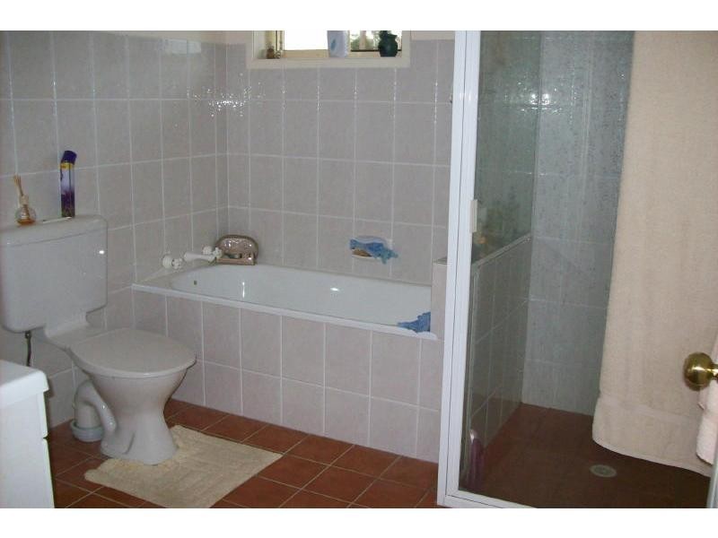 2/8 Rendal Avenue, North Nowra NSW 2541