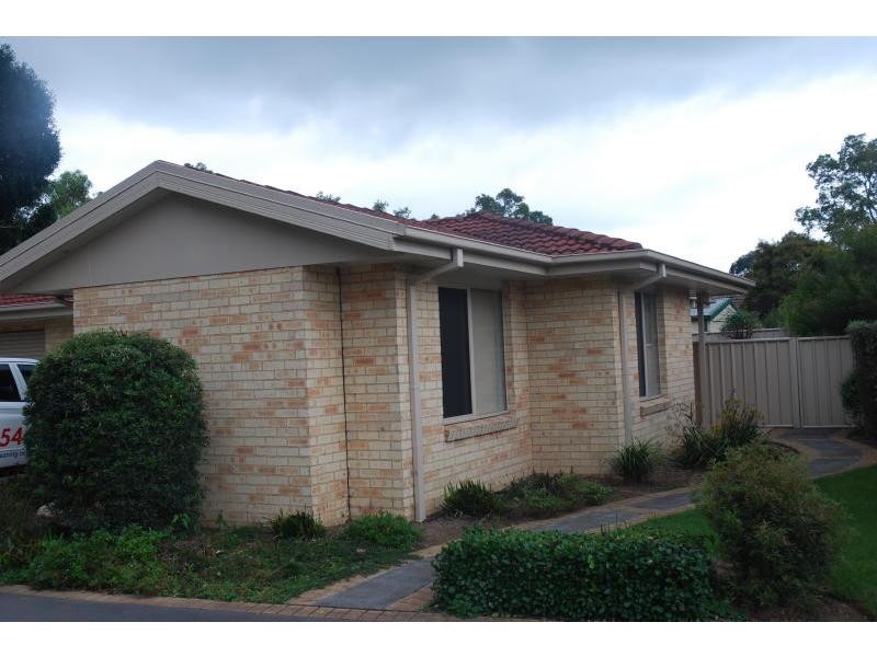 7/22 Mattes Way, Bomaderry NSW 2541