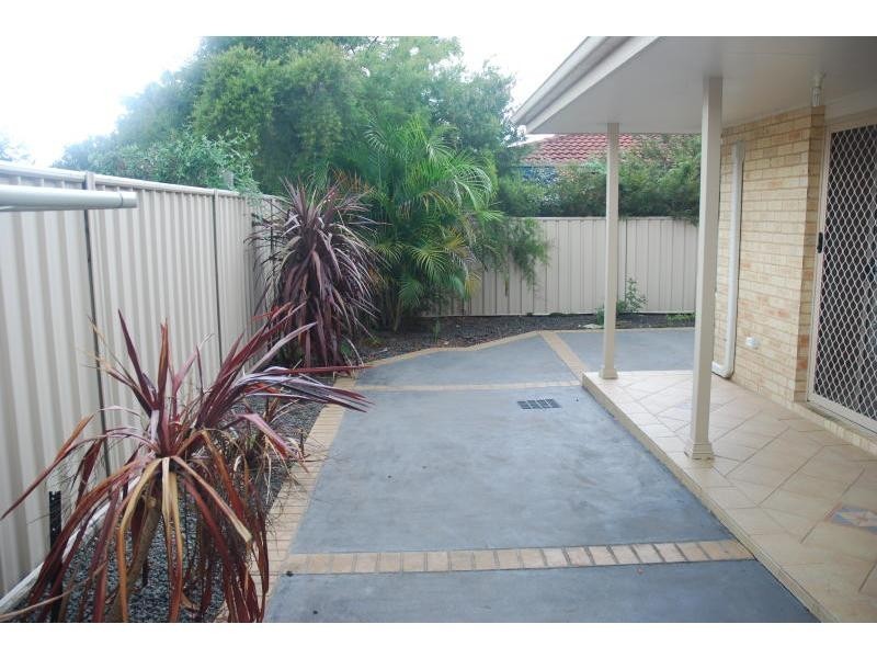 7/22 Mattes Way, Bomaderry NSW 2541