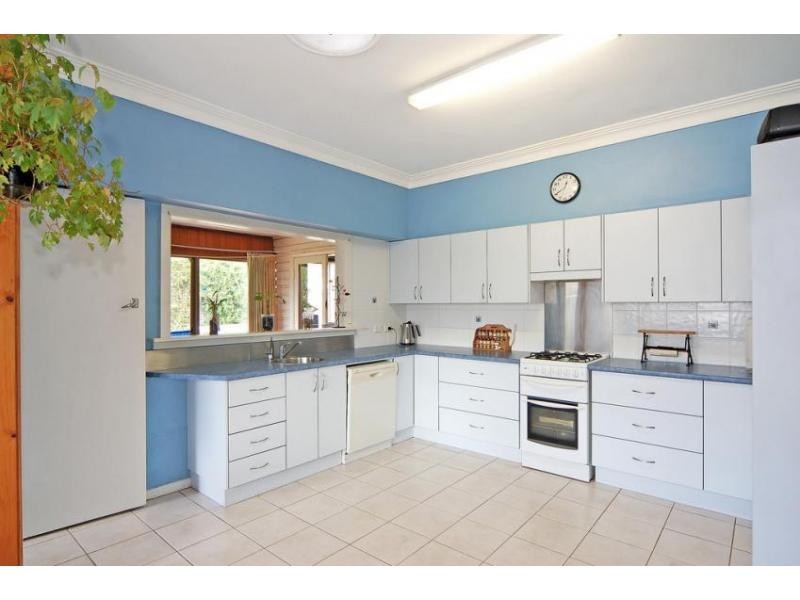 36 Albatross Road, Nowra NSW 2541