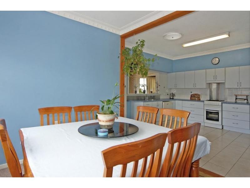 36 Albatross Road, Nowra NSW 2541