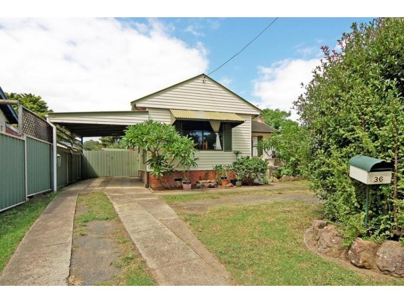 36 Albatross Road, Nowra NSW 2541
