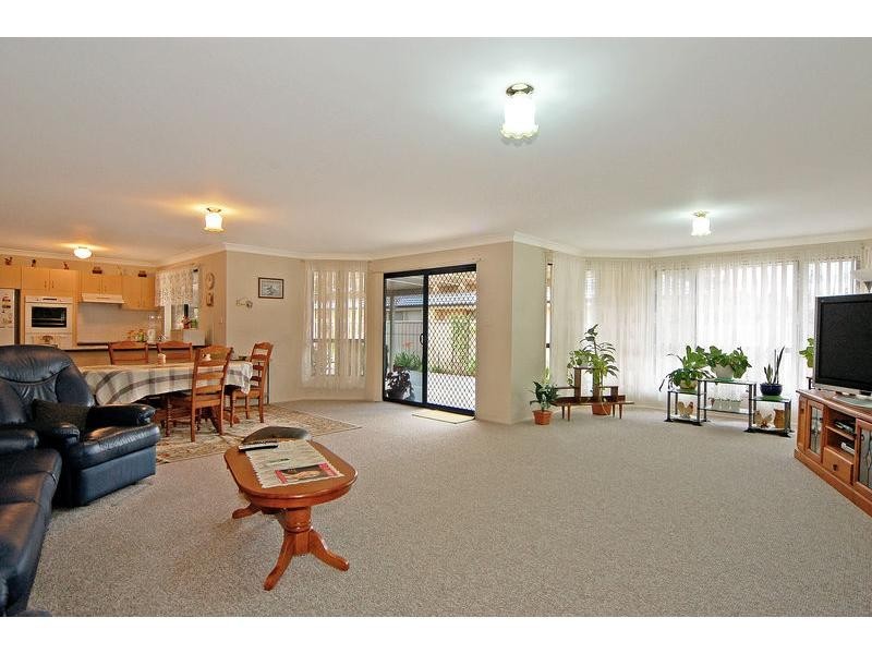 14 Bluewattle Road, Worrigee NSW 2540