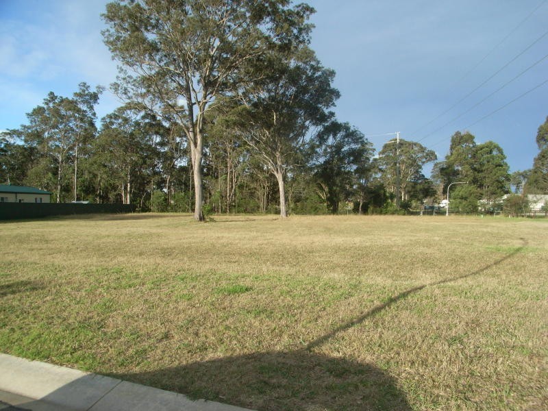 Lot 24 -33 Rouken Glen, West Nowra NSW 2541
