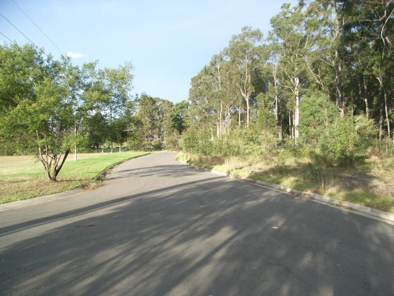 Lot 24 -33 Rouken Glen, West Nowra NSW 2541